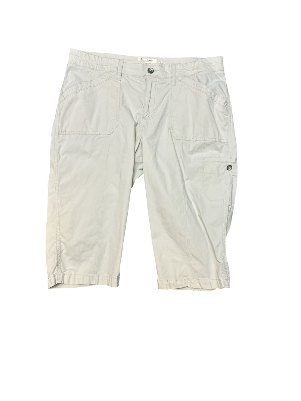Women’s Light Beige Knee-Length Cargo Shorts size 14 NWOT